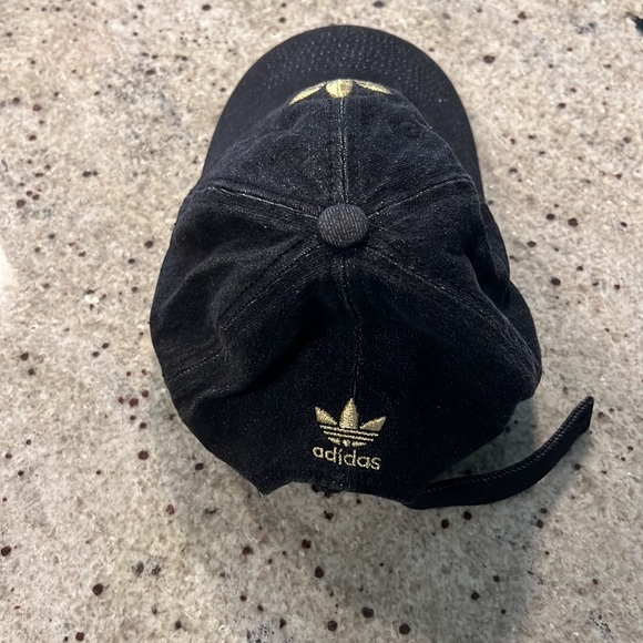 Adidas baseball cap ! Like new - Picture 2 of 3